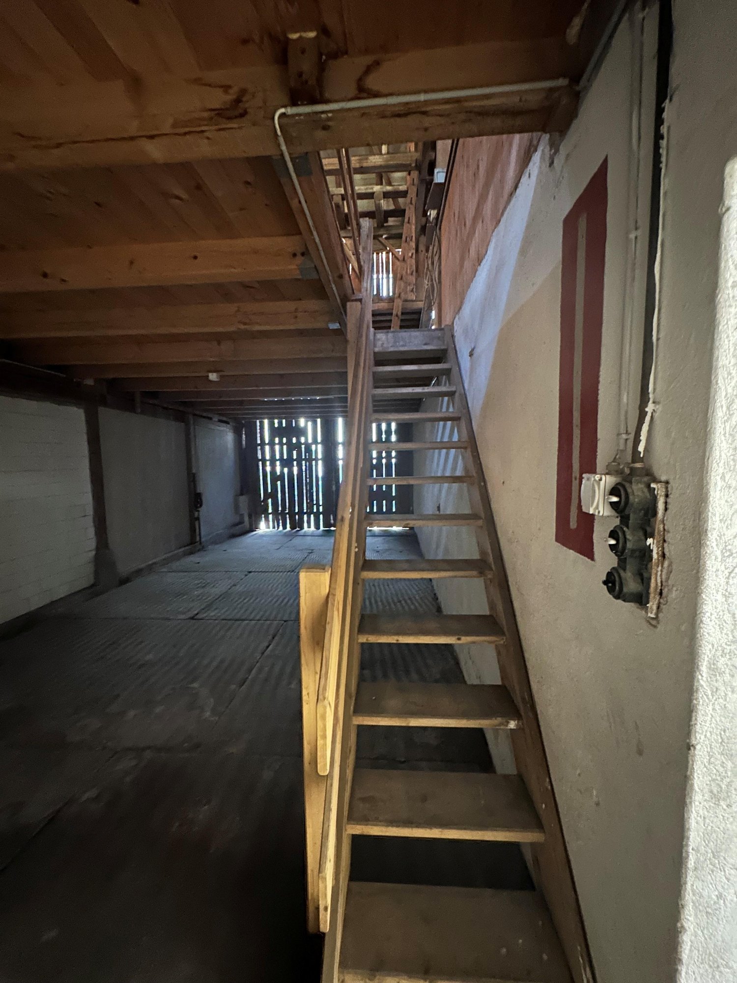 270m² storage room, Foto 3 von 8