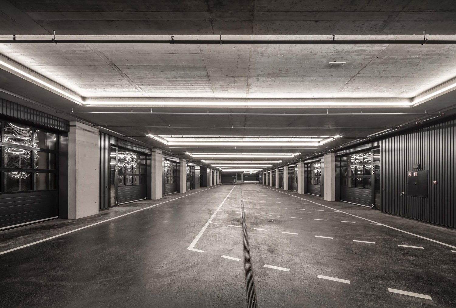 130m² commercial