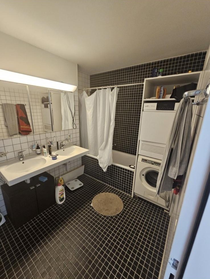 Room in a shared flat, Foto 2 von 6