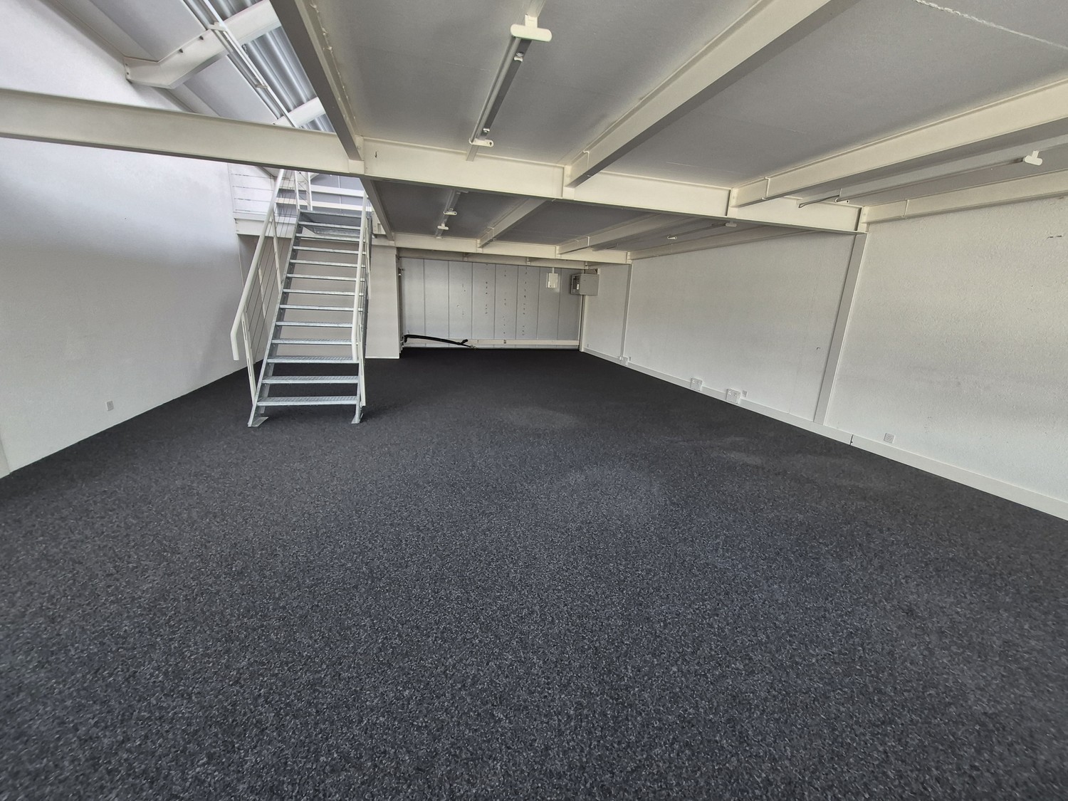 188m² Büro, Foto 10 von 10