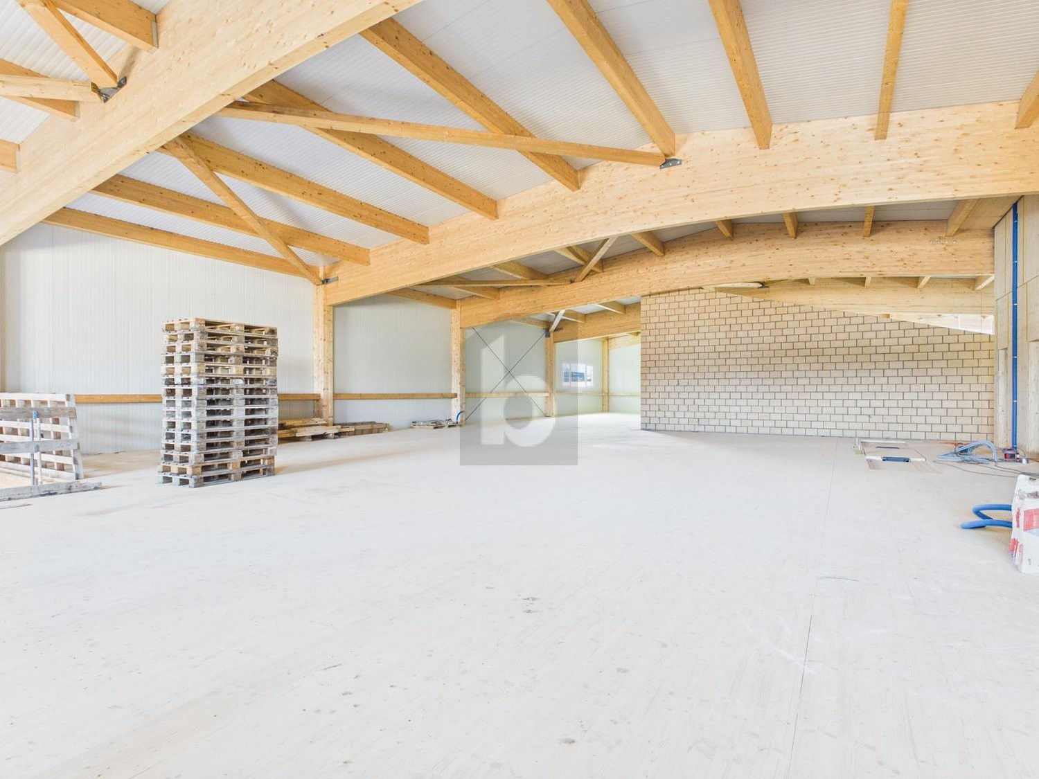 345m² atelier