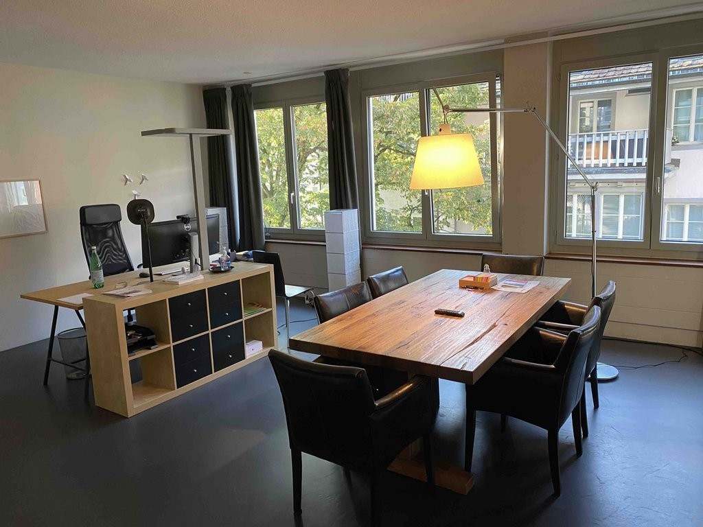 160m² office