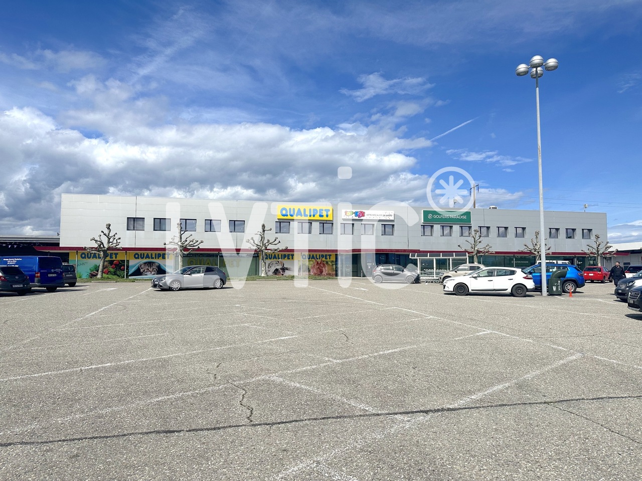 325m² shop, Foto 1 von 7