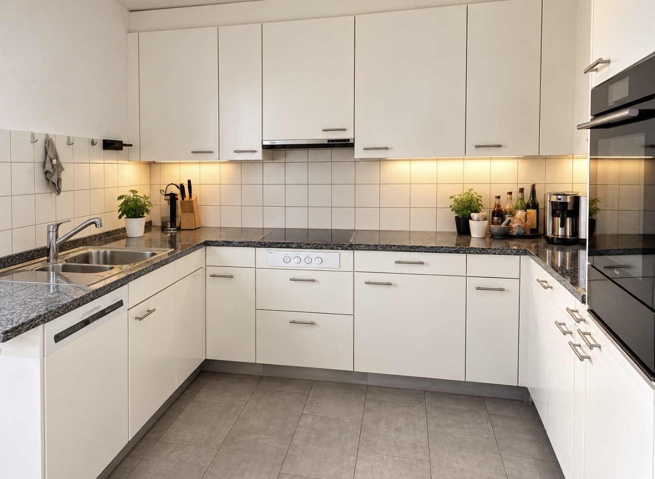 3 ½ Zimmer-Wohnung, Foto 1 von 4