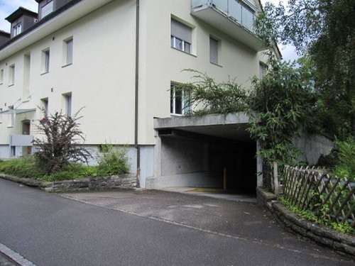 Underground slot, Foto 1 von 2