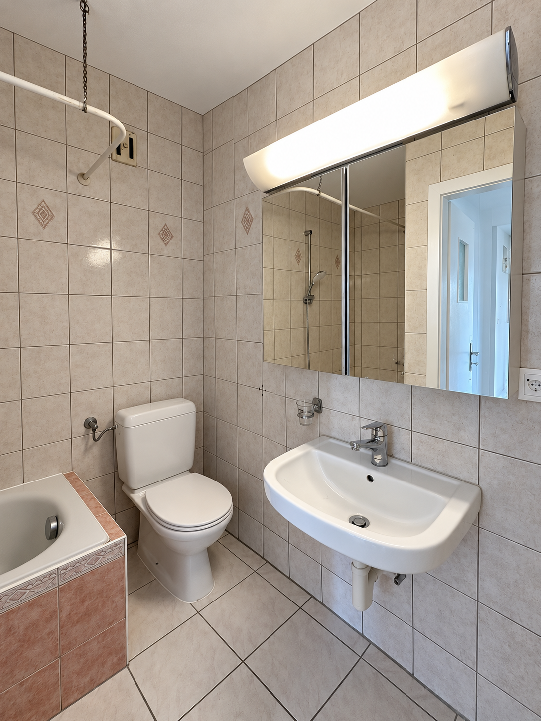 4 ½ Zimmer-Wohnung, Foto 1 von 7