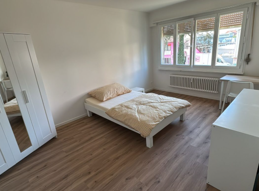 Room in a shared flat, Foto 2 von 3