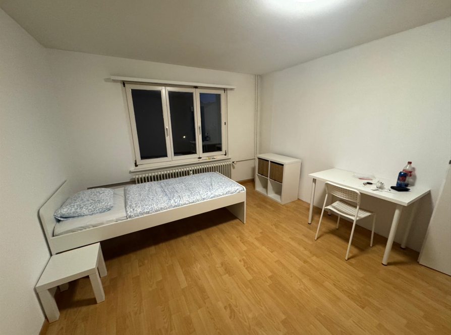 Room in a shared flat, Foto 3 von 3