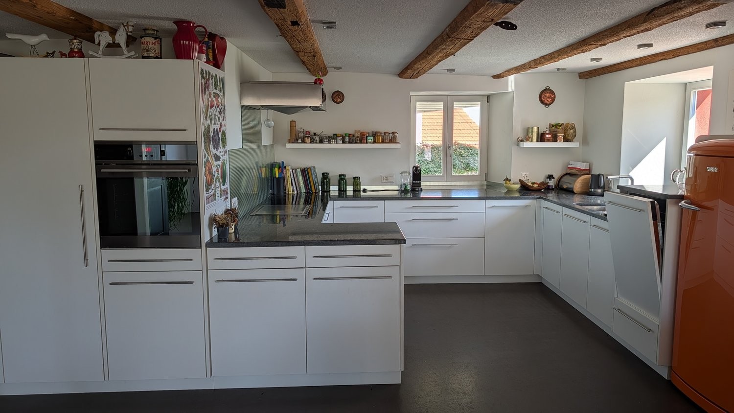 4 rooms furnished flat