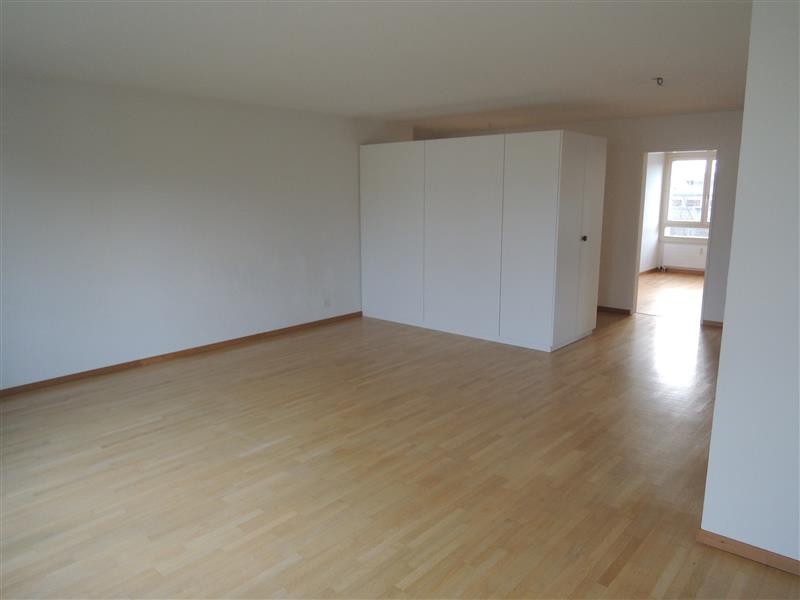 5 ½ rooms apartment, photo 2 of 9