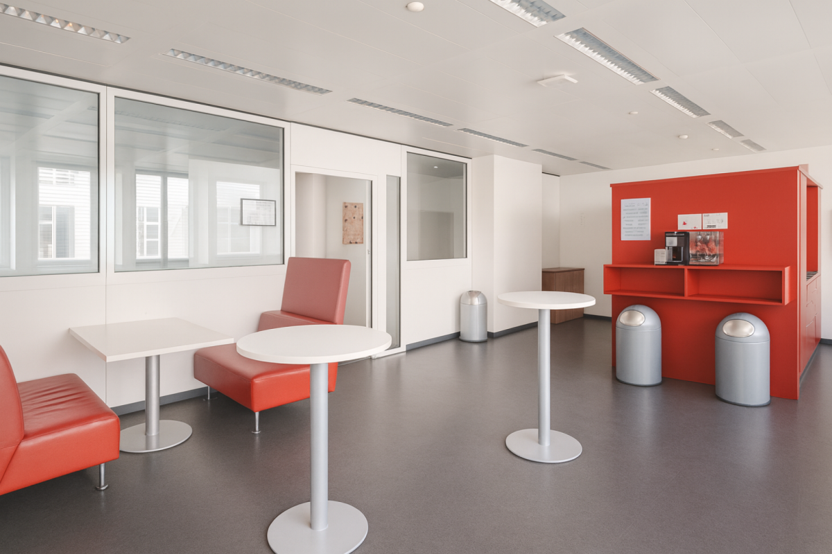 300m² Büro, Foto 3 von 10