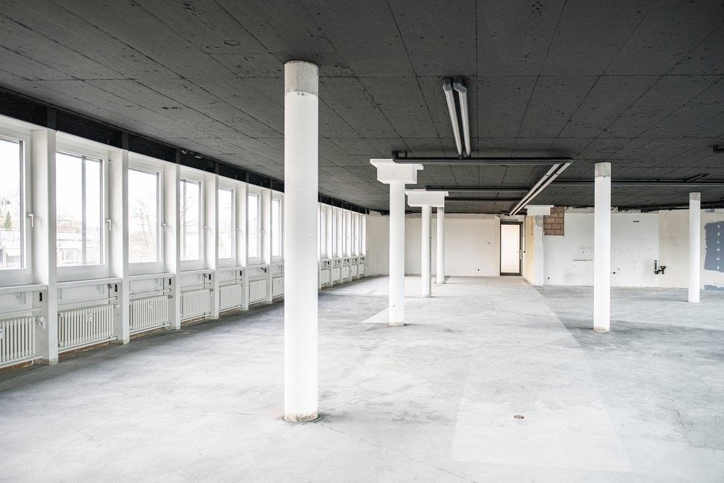 258m² office, photo 3 of 7