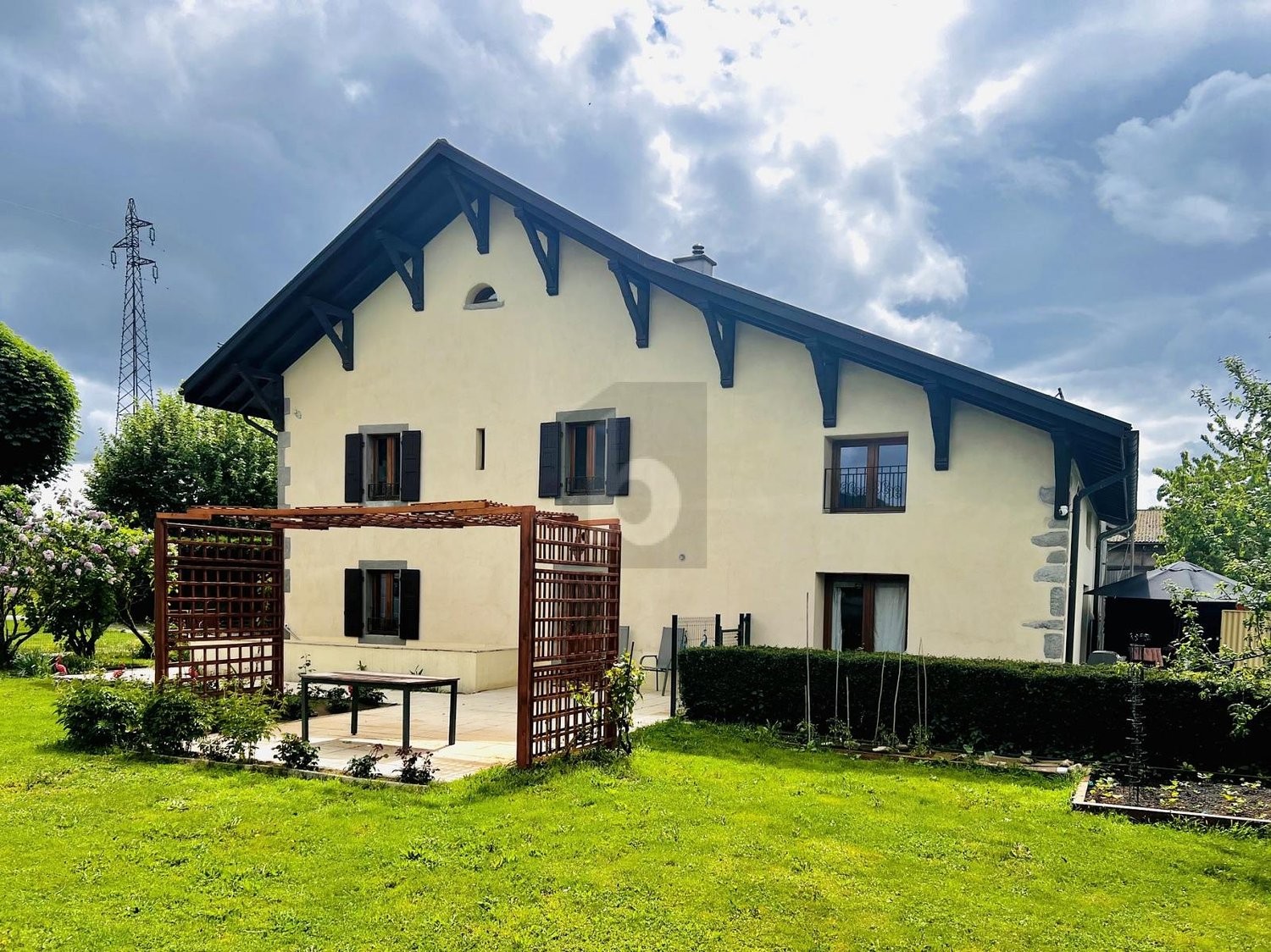 7 Zimmer Reihenhaus, Foto 2 von 4