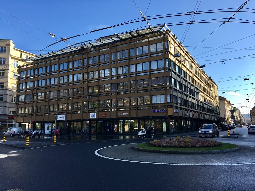 119m² shop, Foto 2 von 9