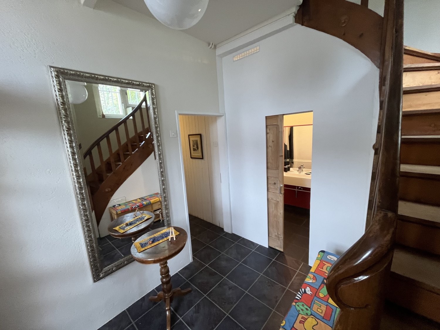 2 ½ Zimmer möblierte Wohnung
