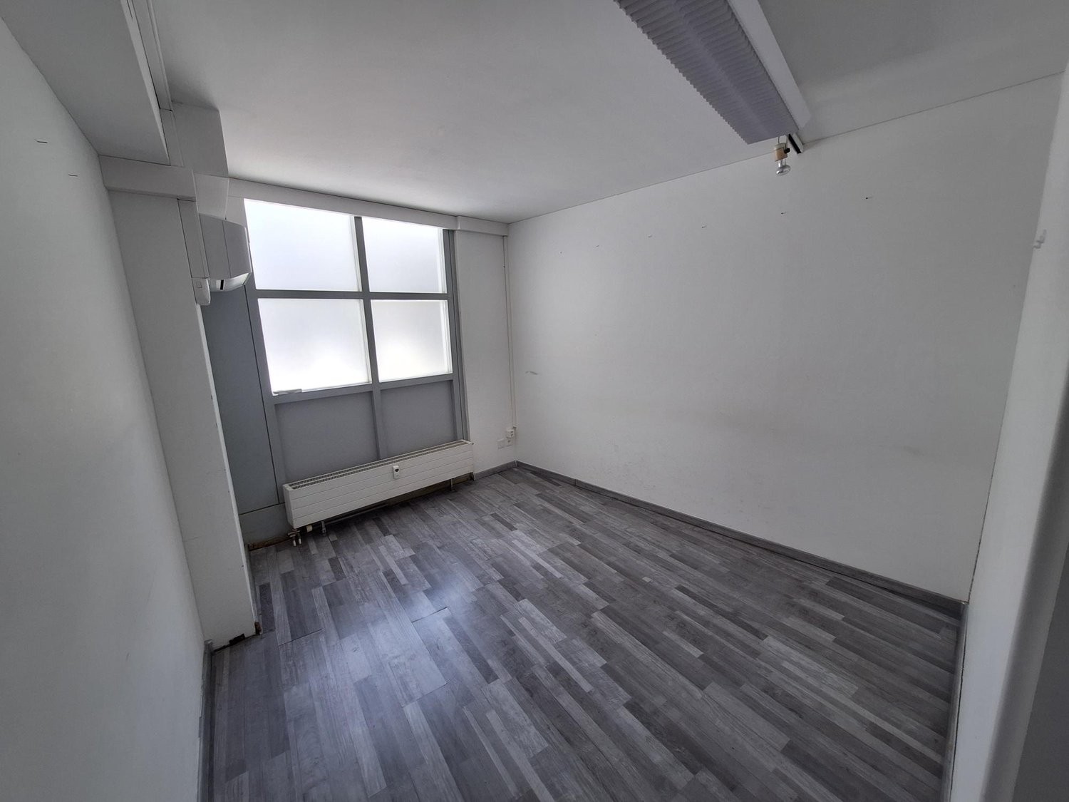 90m² shop, Foto 4 von 7
