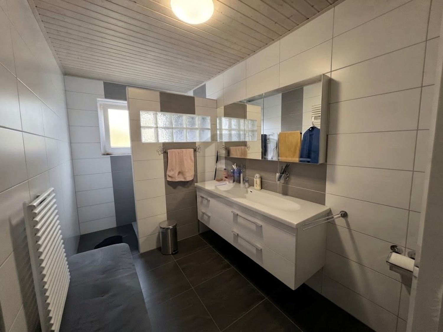 6 rooms single house