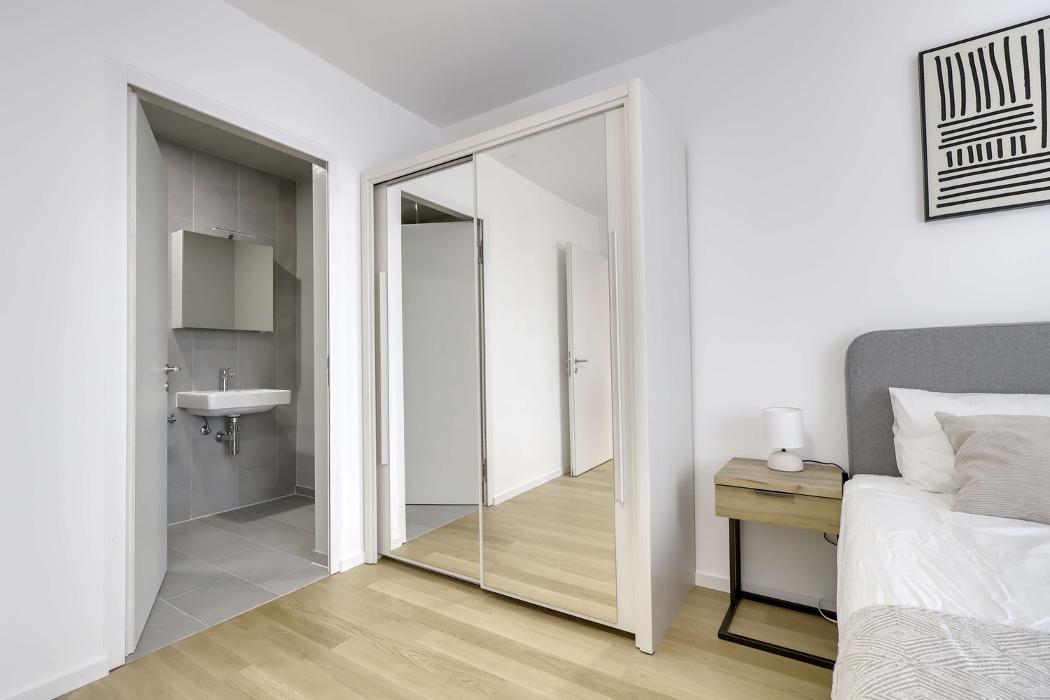 1 room studio
