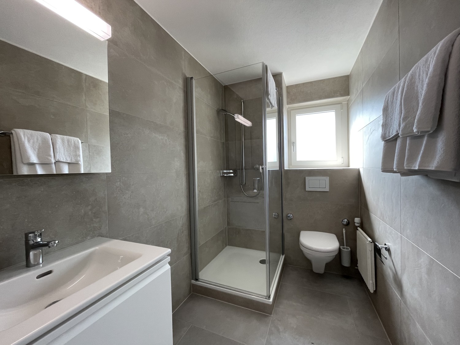1 room furnished flat, Foto 4 von 4