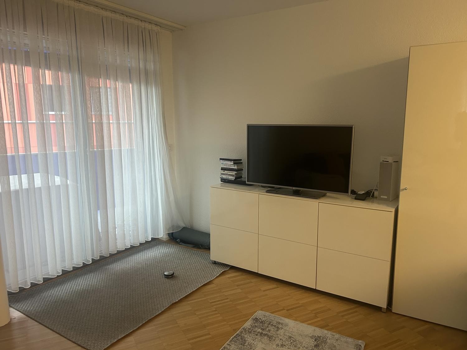Room in a shared flat, Foto 1 von 6