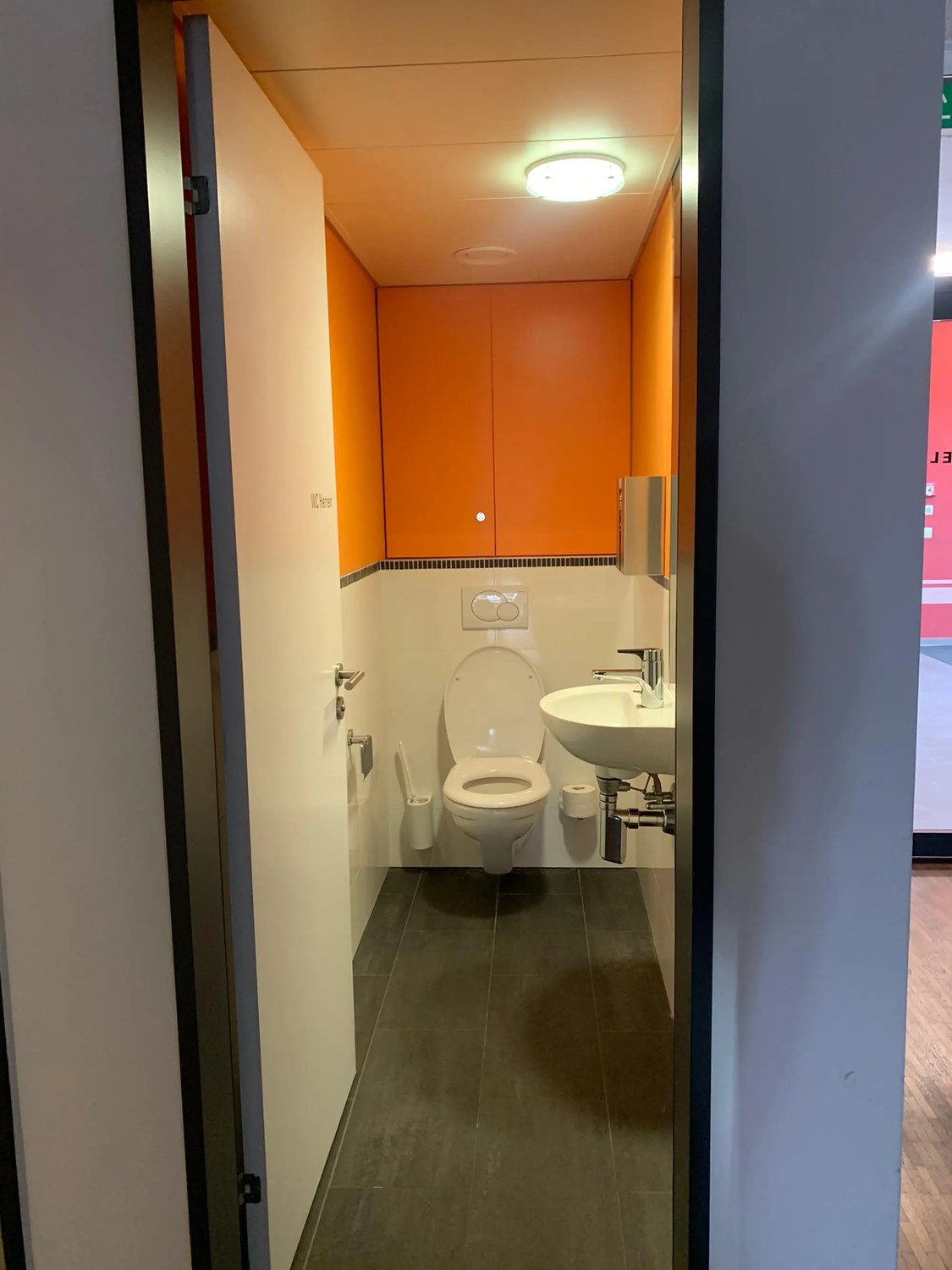 Office, Foto 5 von 10