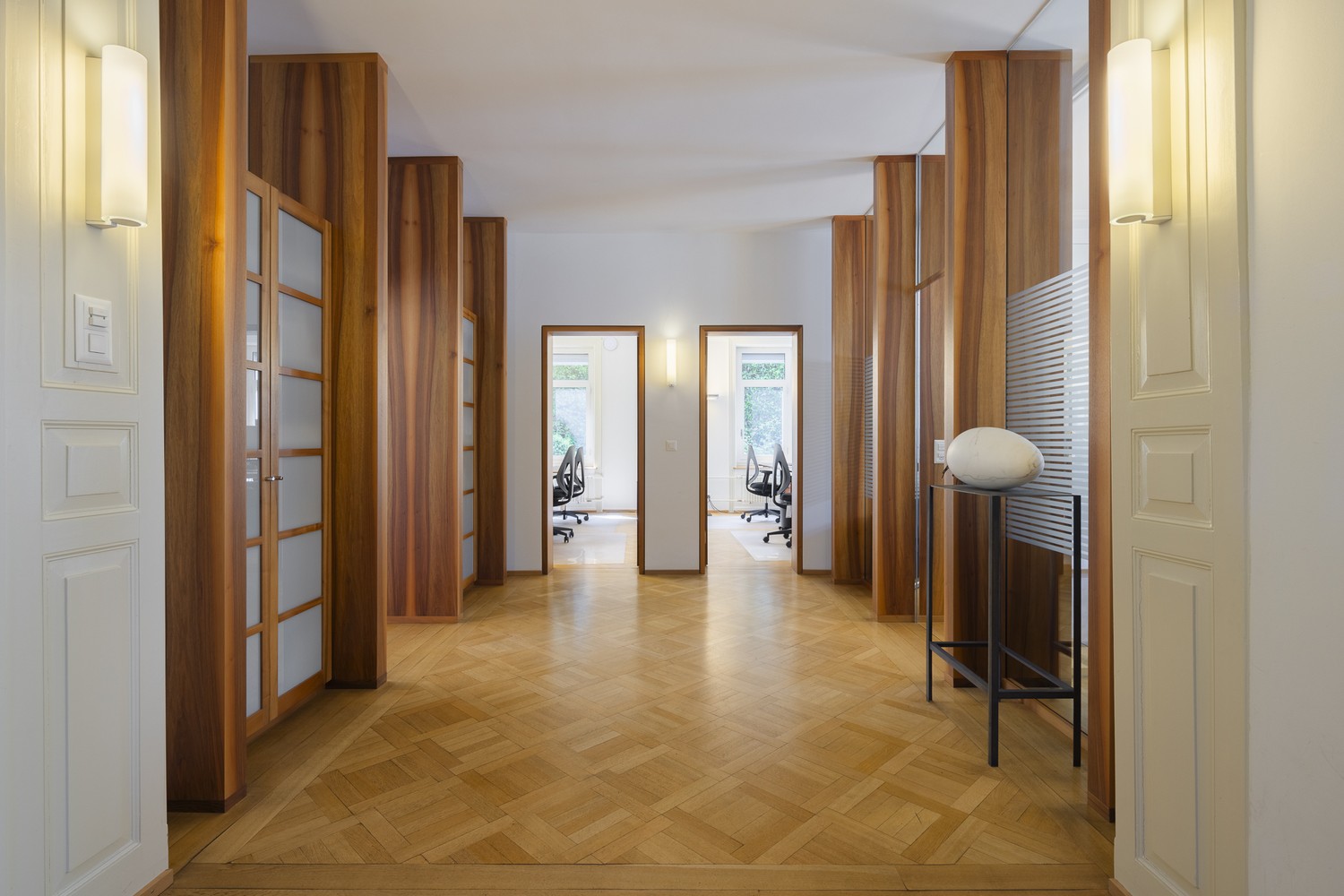 411m² office, photo 8 of 10
