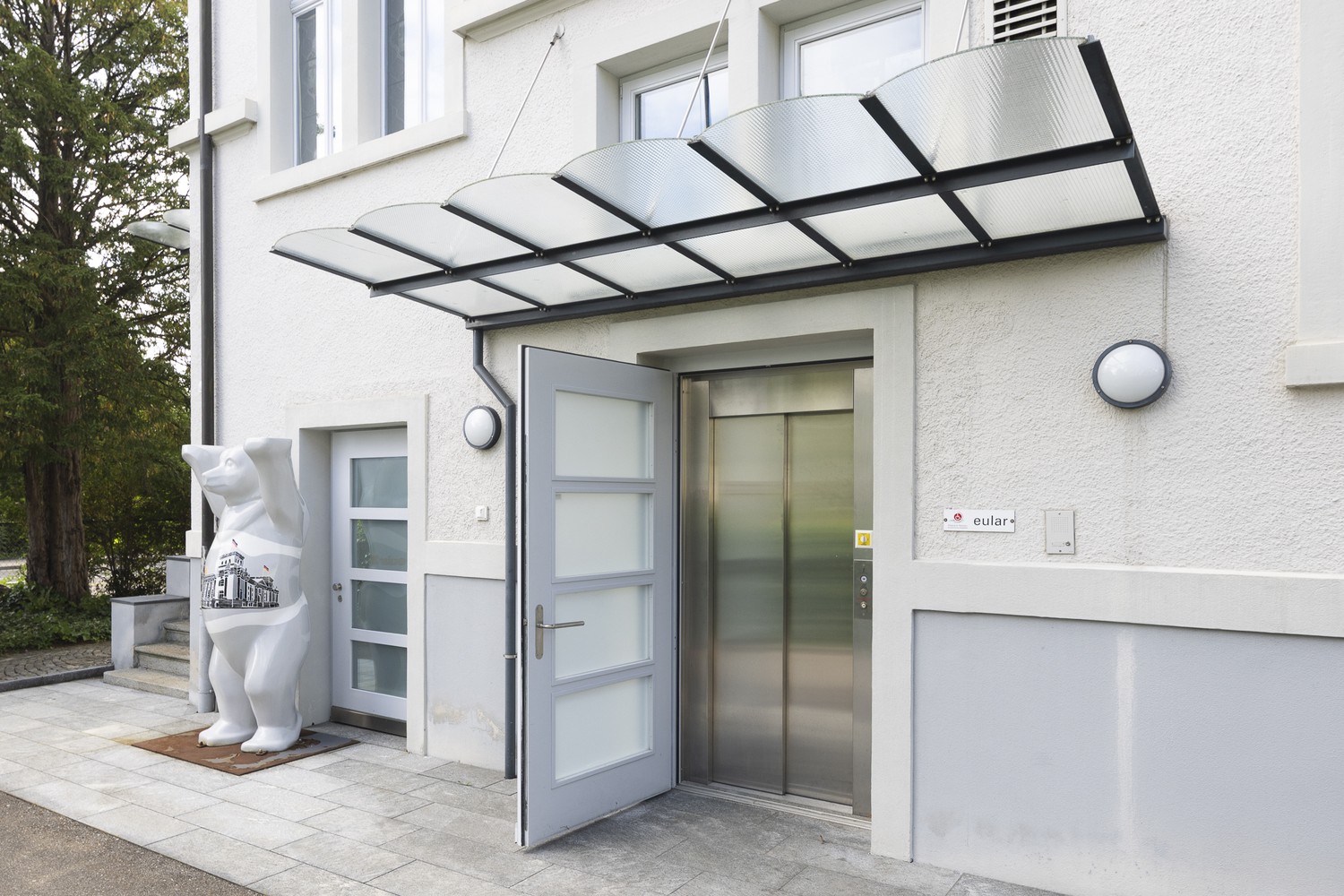 411m² office, photo 5 of 10