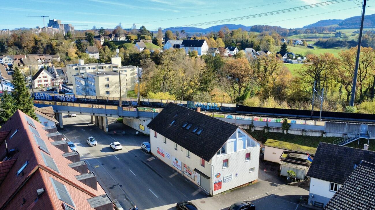 170m² office