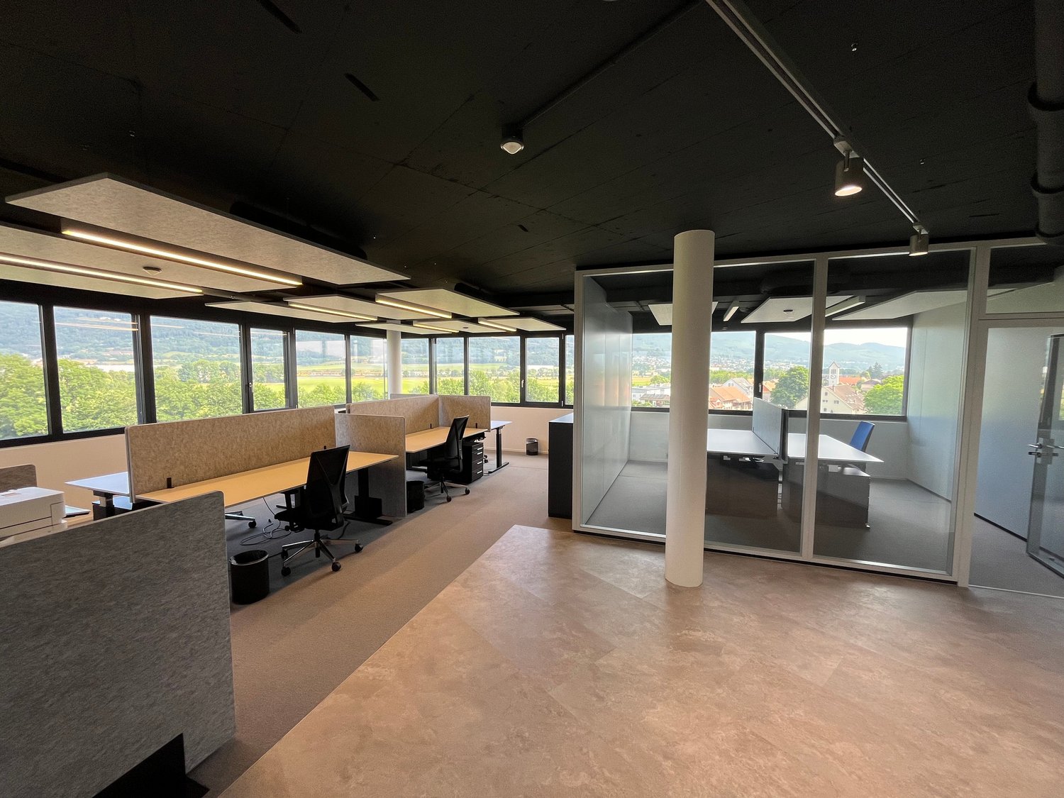 Bureau de 262m², photo 8 sur 9