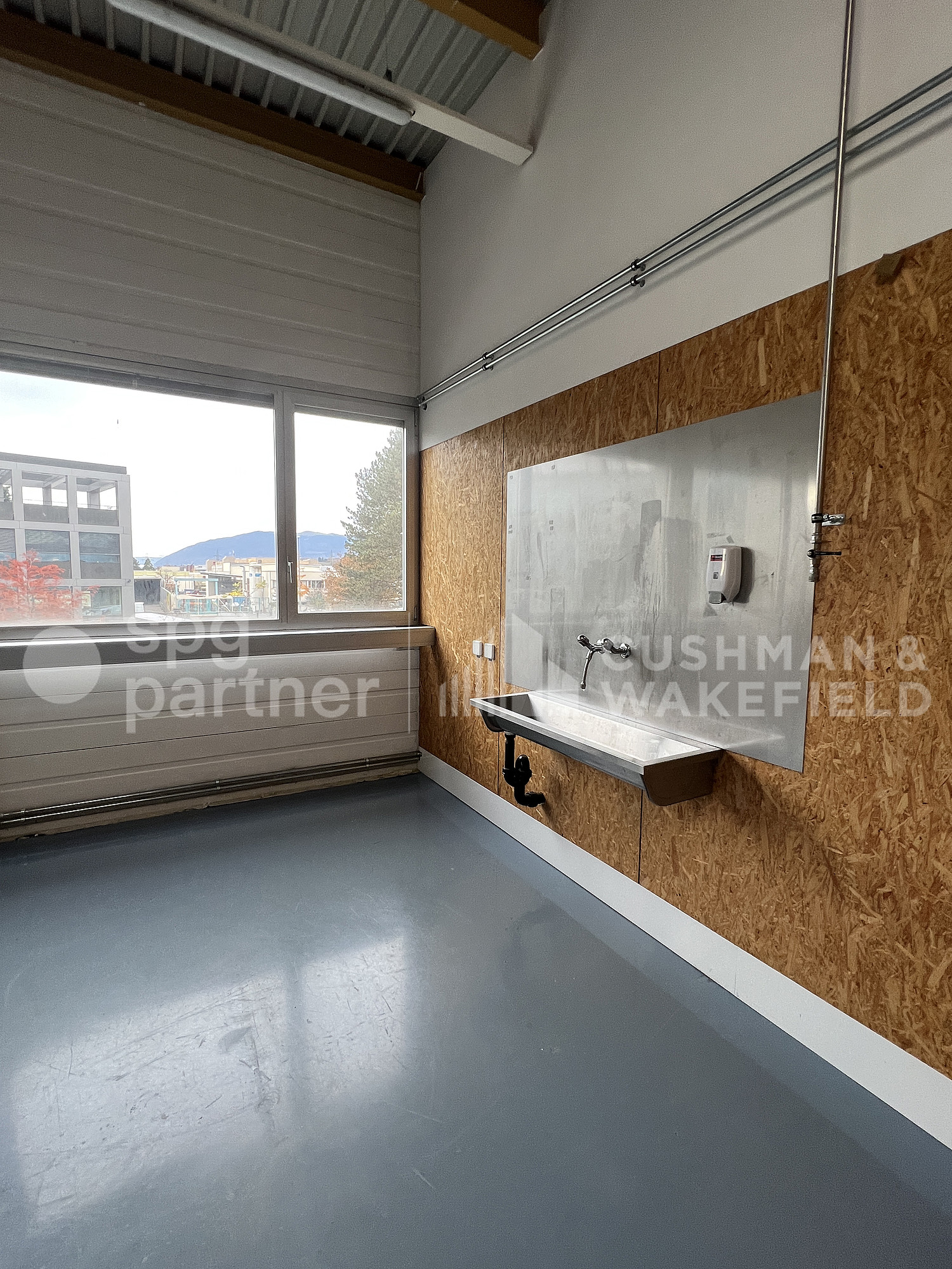 1300m² Gewerbe