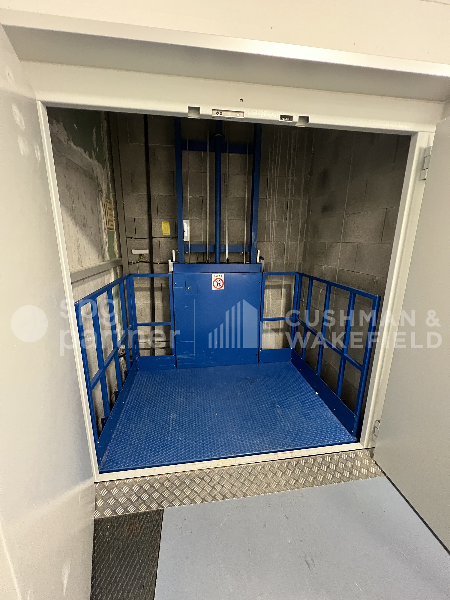 1300m² Gewerbe