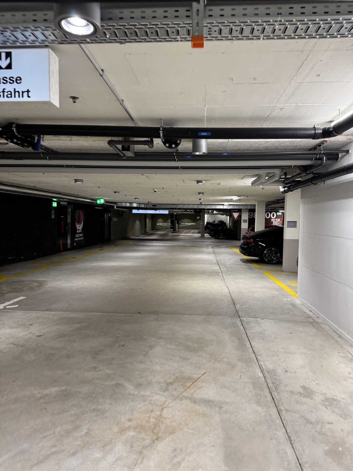 Underground slot, Foto 1 von 4