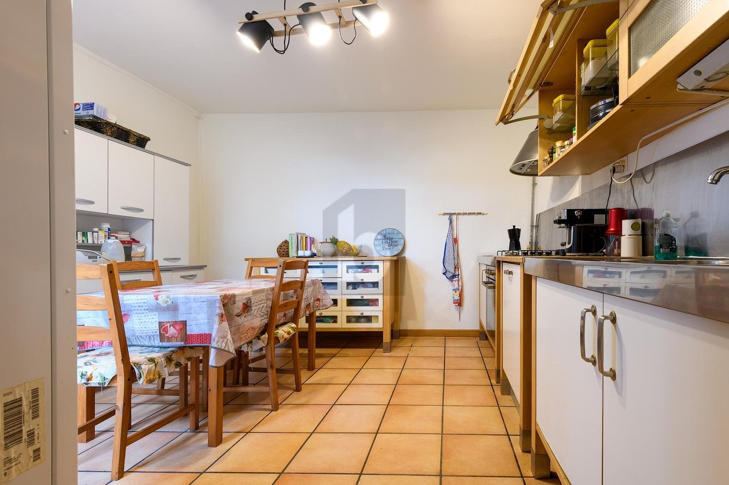 5 rooms single house