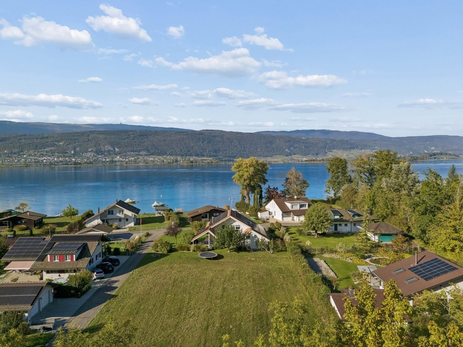 1310m² building land
