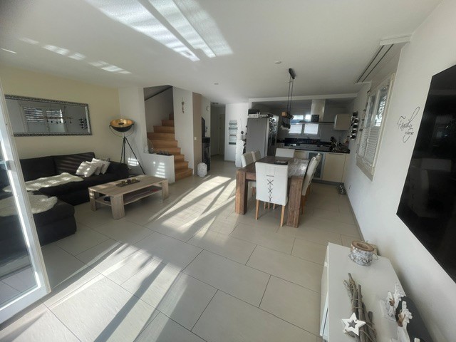 Room in a shared flat, Foto 1 von 2