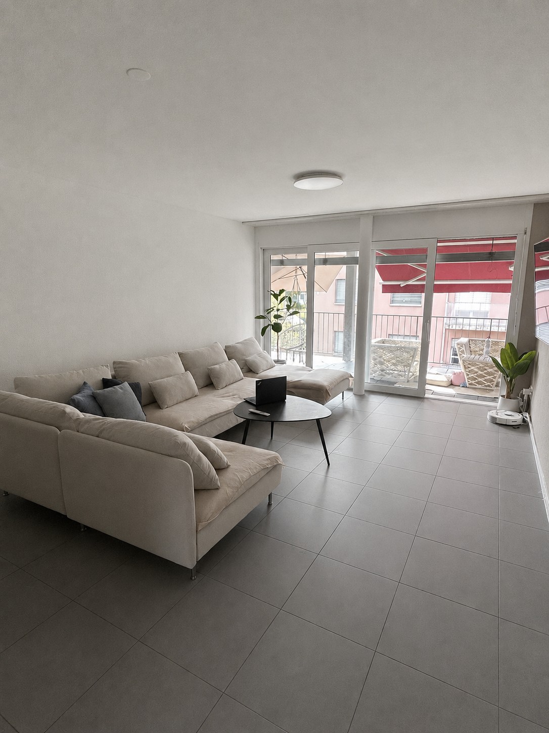 4 ½ rooms apartment, Foto 1 von 10
