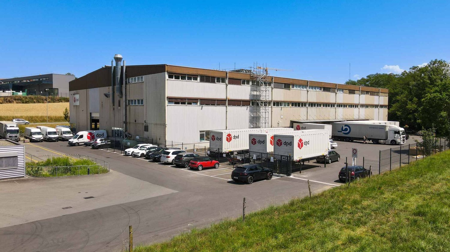 219m² Büro, Foto 1 von 4