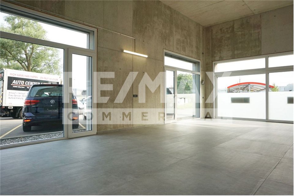 200m² commercial