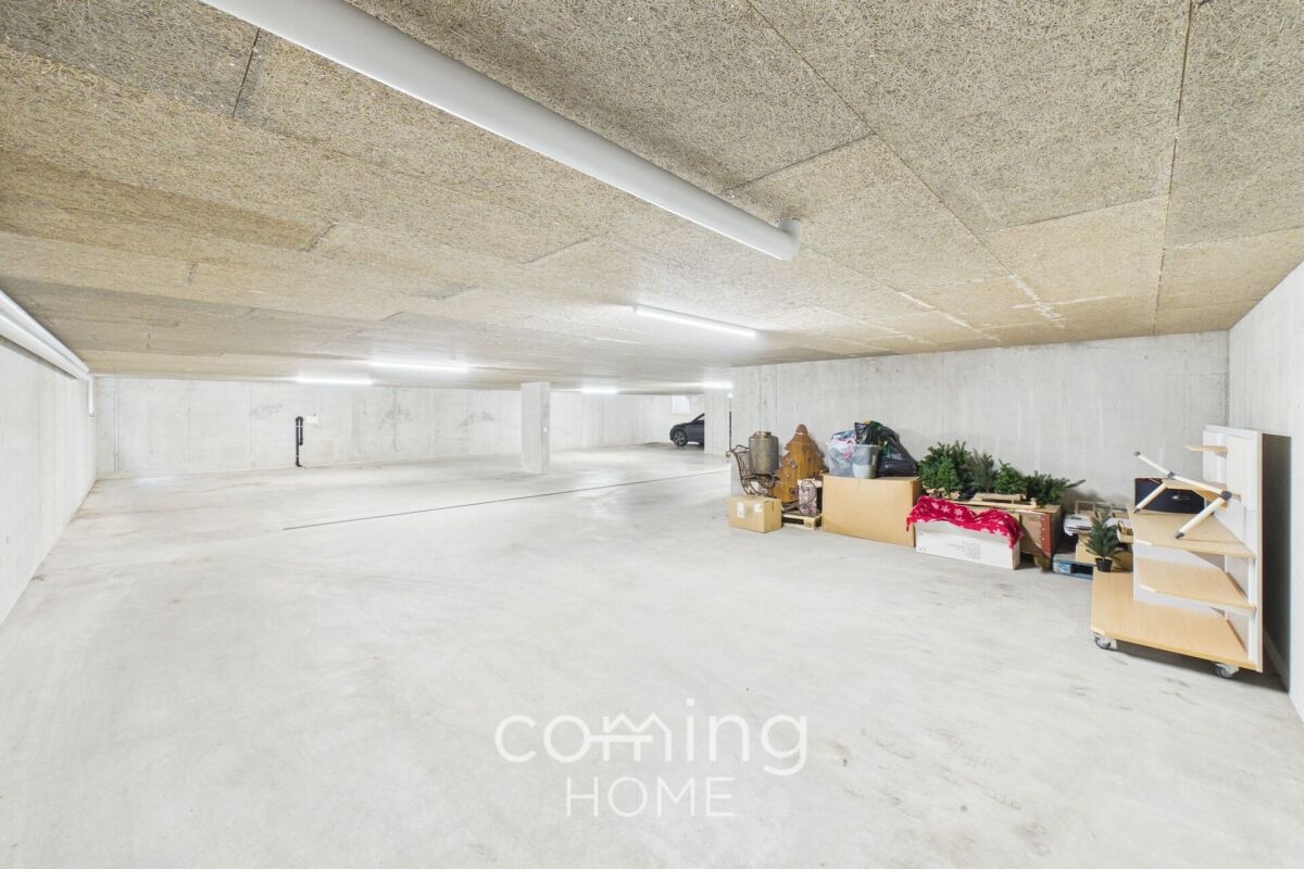 455m² commercial