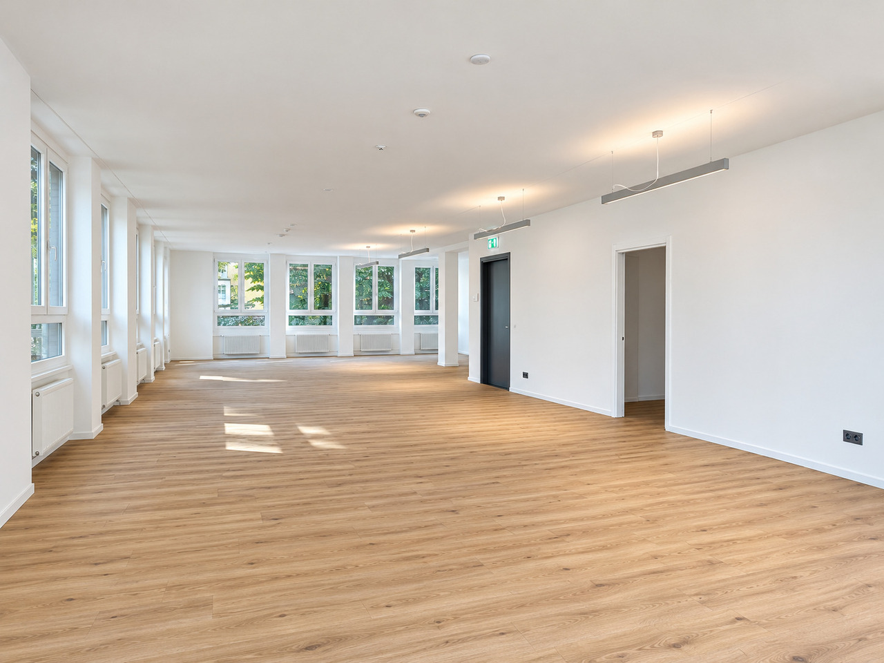 96m² office, Foto 3 von 3