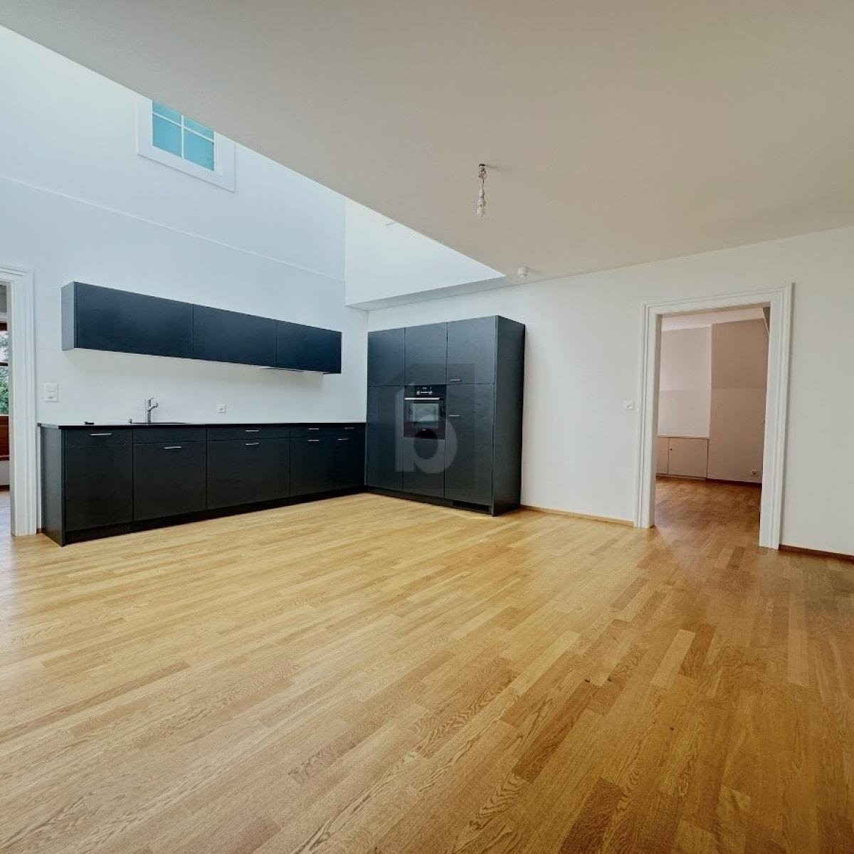 4 rooms roof flat, Foto 1 von 4