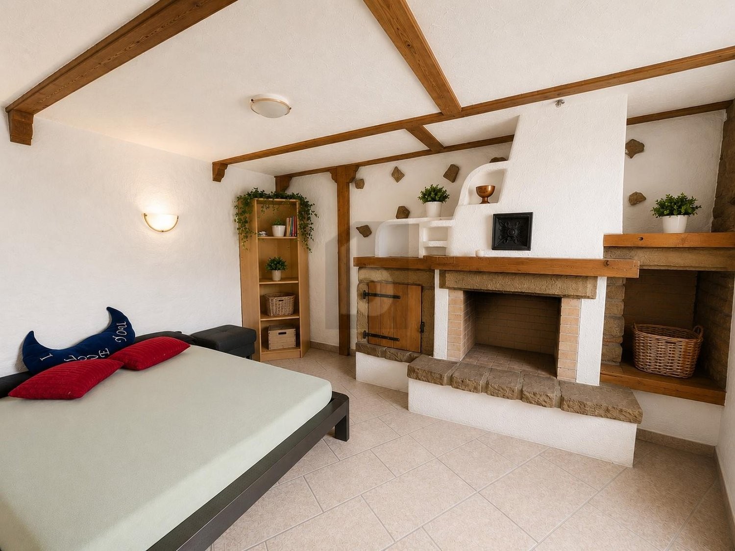 Maison multifamiliale de 12 pièces