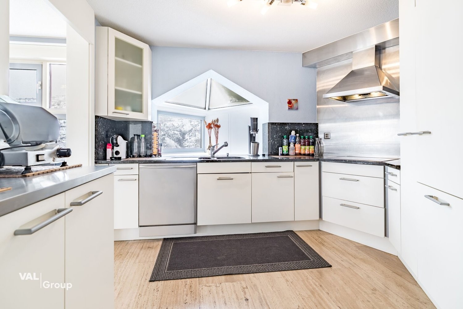 5 ½ rooms terrace flat