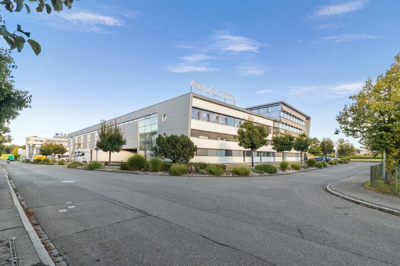 3933m² commercial, Foto 1 von 10