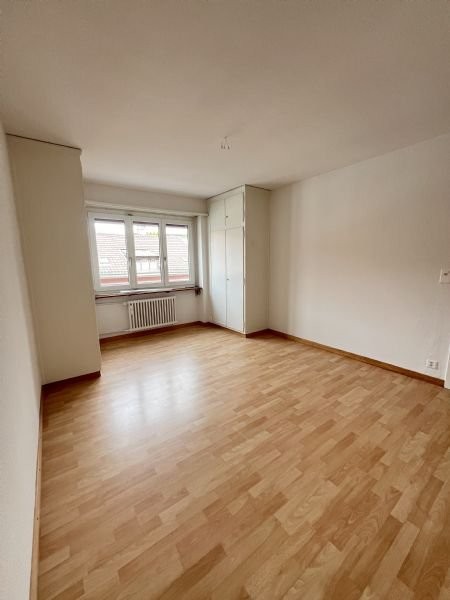 6 rooms apartment