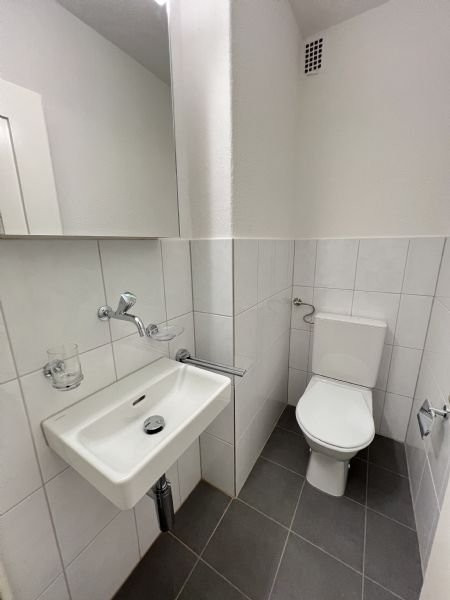 6 rooms apartment