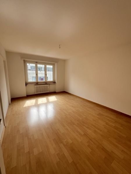 6 rooms apartment