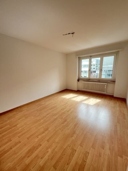 6 rooms apartment