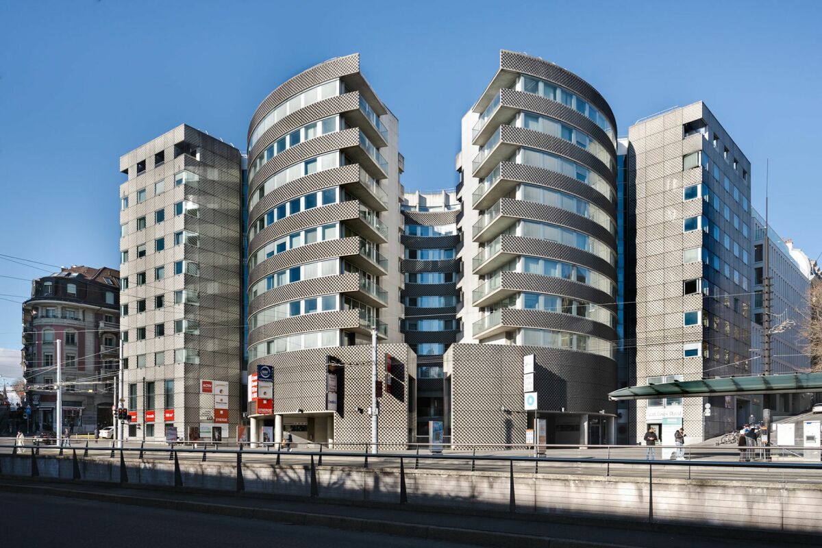 271m² Büro, Foto 2 von 5