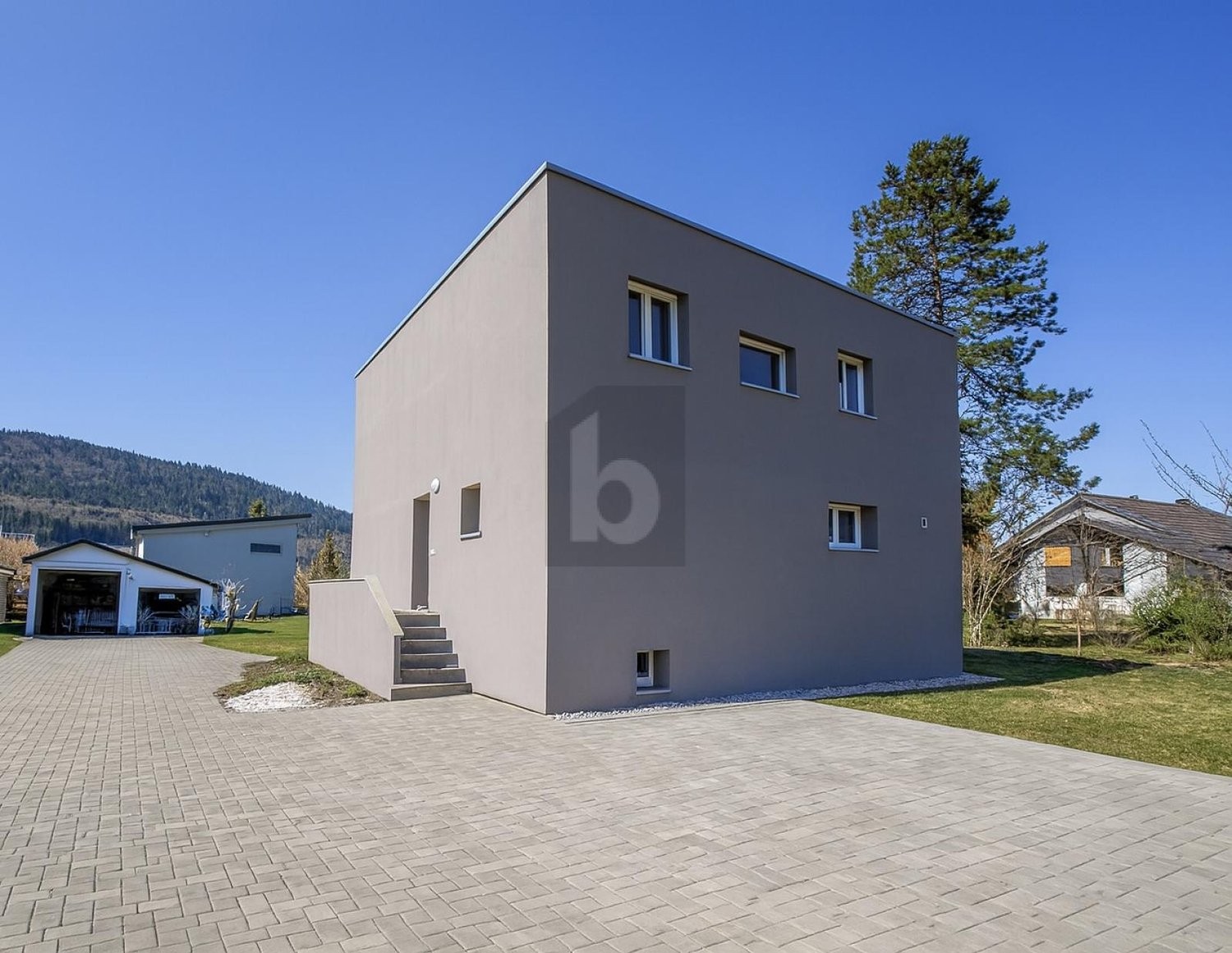 6 ½ Zimmer Einfamilienhaus